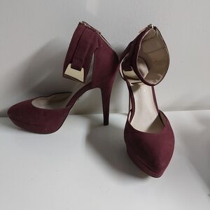 Aldo Size 7.5 Maroon and Gold Heels